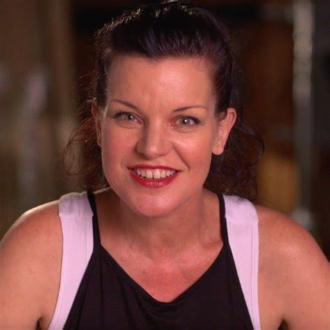 Watch Pauley Perrette Thanks Her Abby Fans In Heartfelt Video After