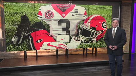 Georgia Honors 1980 National Championship With Classic Uniforms