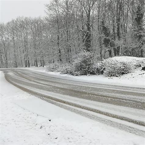 Maltempo Puglia Neve Sui Monti Dauni E Sul Gargano Chiuse Alcune Scuole