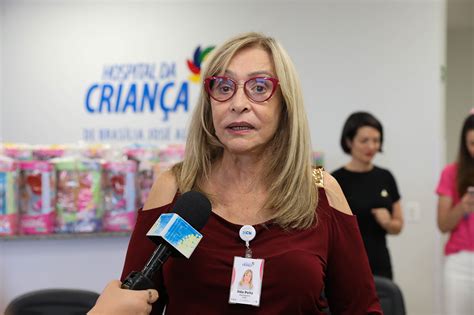 Hospital da Criança e Estrutural recebem brinquedos da campanha Vem