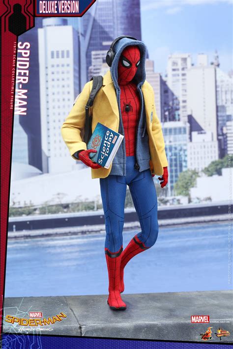 Mark XLVII Hot Toys Figure For Spider Man Homecoming