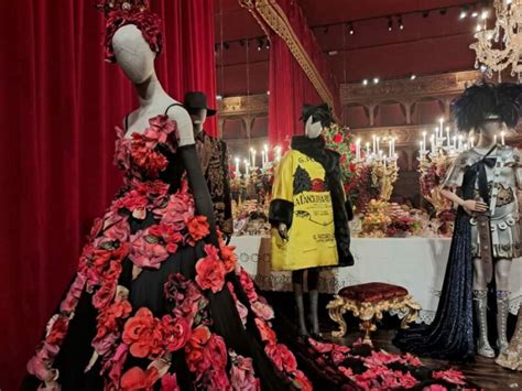 La Mostra Dal Cuore Alle Mani Dolce Gabbana A Palazzo Reale