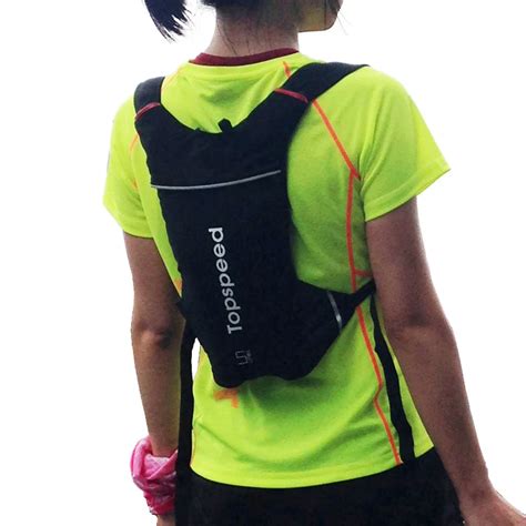 ULTRA TRI Running Backpack Mini 2L Lightweight Sport Bag Marathon Trail ...