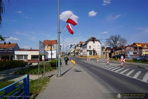 Międzyrzecz 2 maja Dniem Flagi Rzeczypospolitej Polskiej