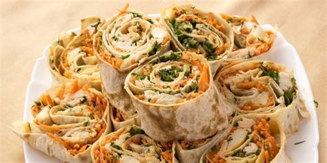 10 самых вкусных рулетов из лаваша — Лайфхакер