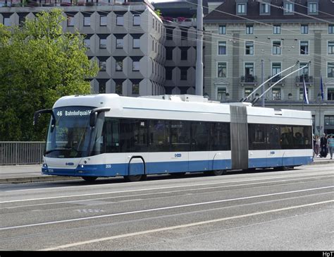 Vbz Hess Trolleybus Nr Unterwegs Auf Der Linie In Der Stadt