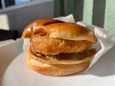 Popeyes Fish Sandwich Review We Tried The New Cajun Flounder Sandwich