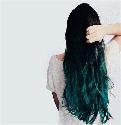 Teal Hair Color - hairstylingstudio