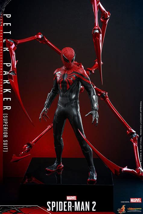 Peter Parker Superior Suit Sixth Scale Figure by Hot Toys Çizimler