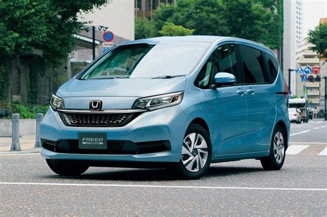 Honda Freed: технические характеристики, поколения, фото | Комплектации ...