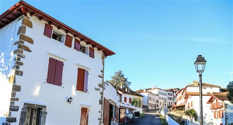 Pays Francophones Joanmira Beaux Villages Du Pays Basque Espelette