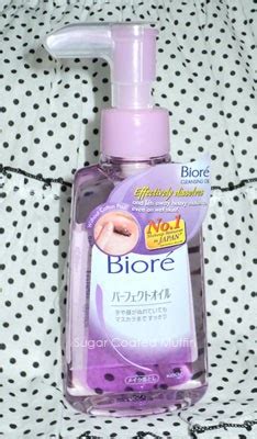 Isabel Lee Malaysian Beauty Lifestyle Blogger Biore Cleansing Oil