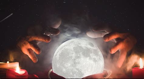 Full Moon Rituals & Spells: 8 Easy Ways to Harness the Magic & Use it – Moon + Heart