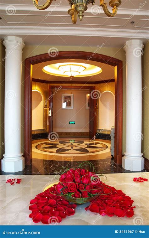 Luxury hotel in guangzhou stock image. Image of decor - 8451967