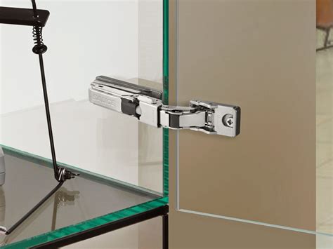 The new Salice universal hinge for furniture