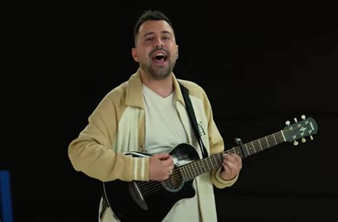 El Cantante De Origen Avilesino Omar Romero Lanza El Sencillo Entre Tu