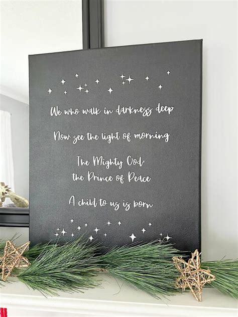 Diy Christmas Wall Art | FaveCrafts.com