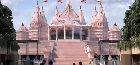 BAPS Hindu Mandir Abu Dhabi - VooTours Tourism