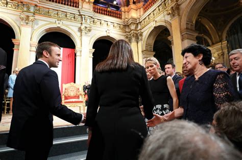 Photo Emmanuel Macron Anne Hidalgo Tiphaine Auzière et Françoise