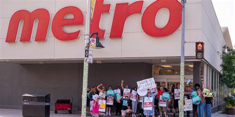 Metro Grocery Store Workers Fighting For Decent Wages For All Spring