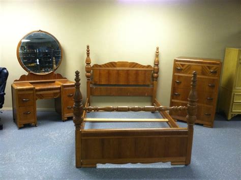 Rare Antique Art Deco Waterfall Style 1930s 3 Pc Bedroom Set