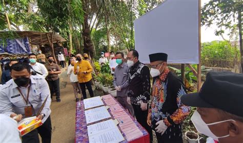 Dukung Pembangunan The Mountain Of Isran Prof Ilyasin Tanda Tangan