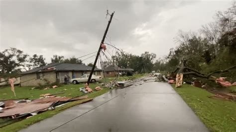 At Least 3 Killed Dozens Wounded As Tornadoes Batter Louisiana