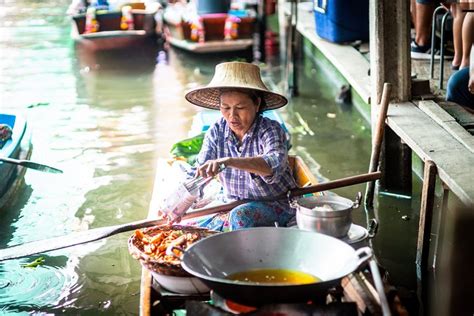 2023 Bangkok Floating Market & Boat Ride to an Orchid Farm