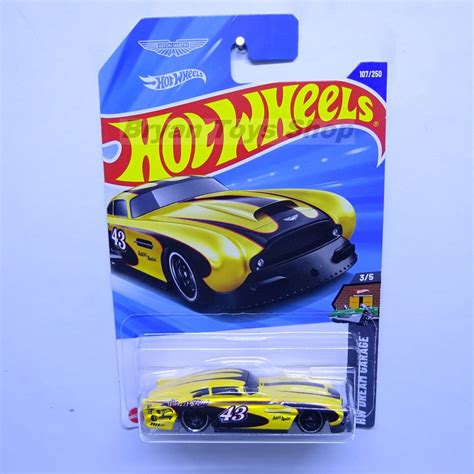 Hot Wheels Aston Martin DB4GT High Speed Edition Yellow Shopee Malaysia