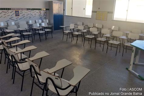 Após ampla reforma, Escola Municipal Dr. Francisco Martins será ...