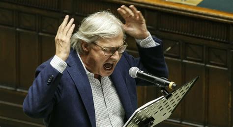 Covid Sgarbi Senza Mascherina Di Nuovo Espulso Dall Aula E Portato