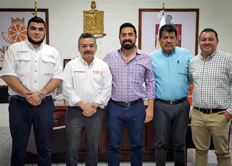 Visita dirigente de la Sección 21 a alcalde de General Terán