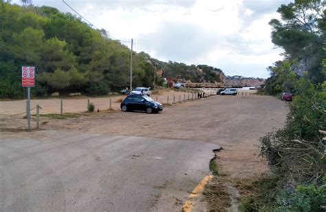 Demanam La Clausura Immediata De Laparcament Illegal De La Platja De