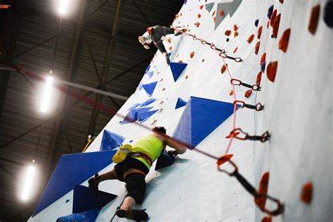 Как открыть скалодром с нуля: стоимость строительства скалодрома