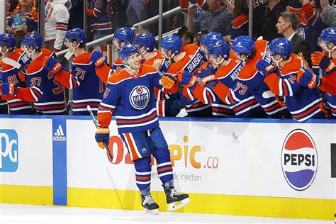 Anze Kopitars Ot Goal Helps Kings Level Series With Oilers Reuters