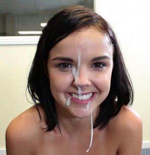 Two Awesome Pussies Porn Photo