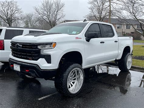 2022 White Chevy Silverado Lifted