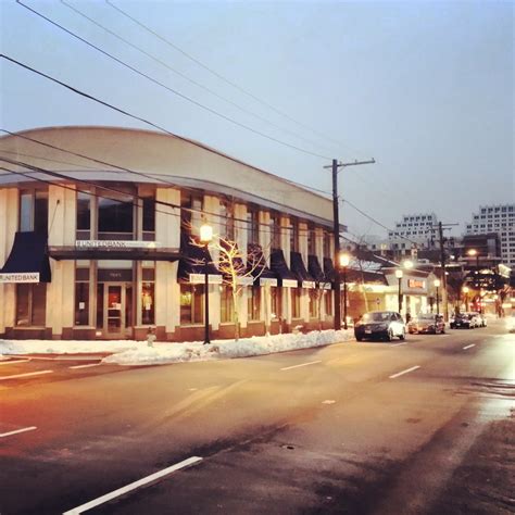 Robert Dyer @ Bethesda Row: UNITED BANK MOVING IN DOWNTOWN BETHESDA