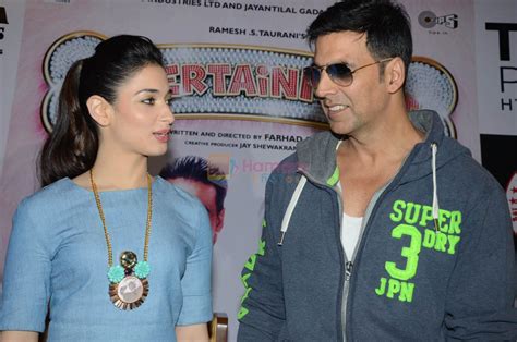 Akshay Kumar Tamannaah Bhatia At The Promotion Of Movie It S