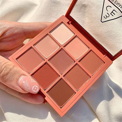 Huda Beauty Nude Palette Holiday Swatches Artofit