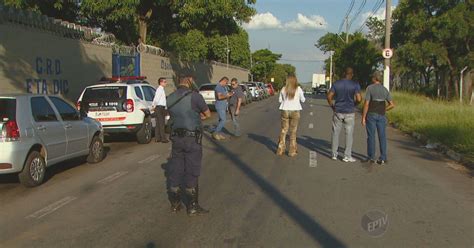 G1 Polícia faz reconstituição da morte de jovem que pode ter elo