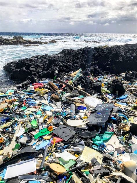 Big Island Now Big Island Beaches Covered In Plastic Ocean