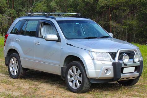 Suzuki Grand Vitara Wagon Silver Superior Customer Vehicles