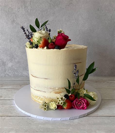 Vanilla Naked Cake Pure Patisserie