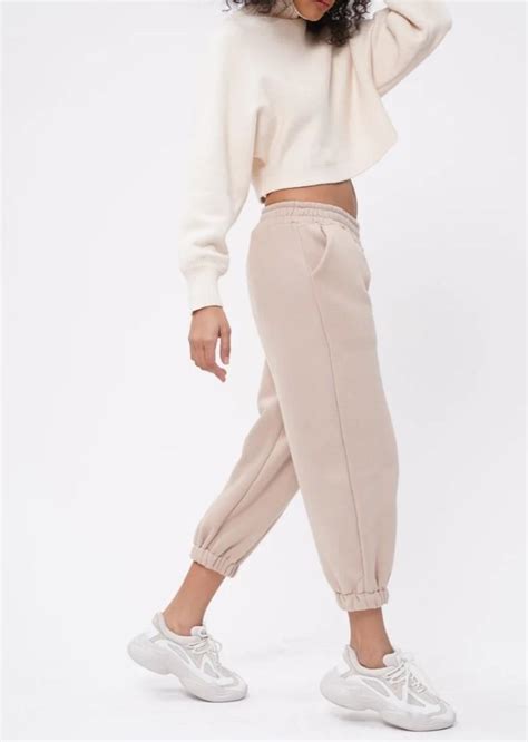 Shopcopper Nude Jogger Pants Women S Fashion Bottoms Other Bottoms On Carousell