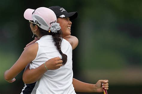 Tri Medalist Lee Reaches Women S Amateur Quarters