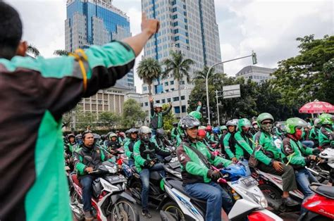 Driver Ojek Online Pasti Girang Ketua Mpr Ri Donasikan Gajinya Selama