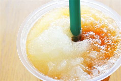 Starbucks New Work Cold Brew Coffee Frozen Lemonade Is The Best In Summer Cool Down With A