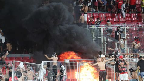 VIDEO Críticas a sanción de 12 800 hinchas de Colo Colo tras Supercopa