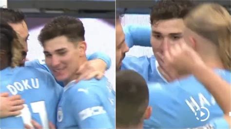 Video El susto de Julián Álvarez en la goleada del Manchester City y